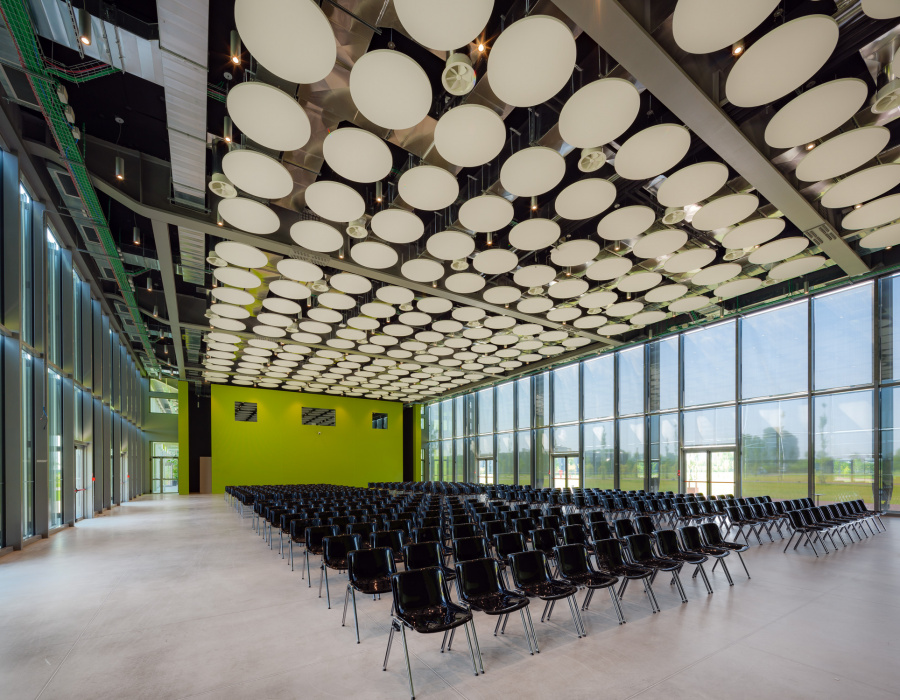 Deco Nuvolato, Nuvolato Effektboden mit light gray Feinbearbeitung. Library H Farm, Roncade Italien. Projekt: Zanon Architetti Associati - Rogers Stirck Harbours + Partners. 04