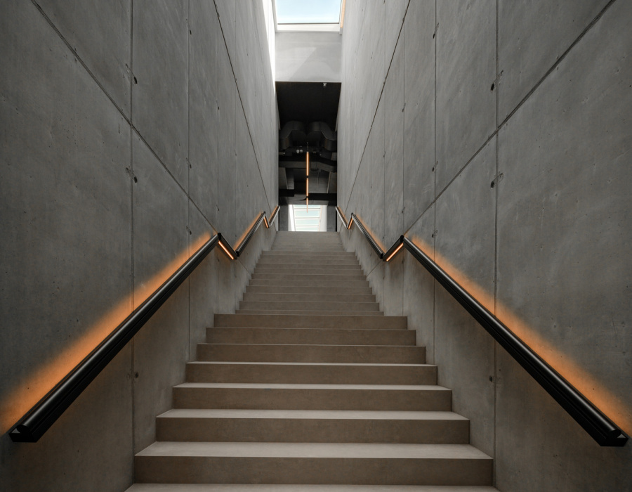 Deco Nuvolato, staircase Deco Nuvolato light gray. Galdi Village, Paese (TV). Project: Nicoletti architettura e Design