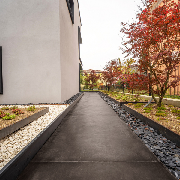 Deco Nuvolato, nuvolato effect floor in Dark Gray color. Private villa, Treviso (Italy