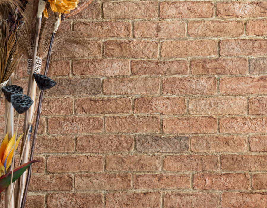 Plam Stone, stamped wall with brick, olive and brown finish, mould Pietra Vecchia. Private villa, Maser (Italy)